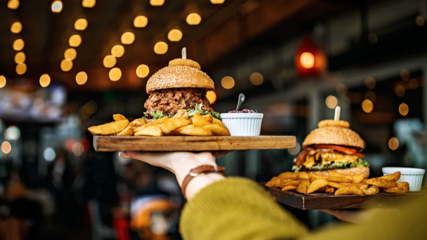 UK Eating Out Market Report 2022